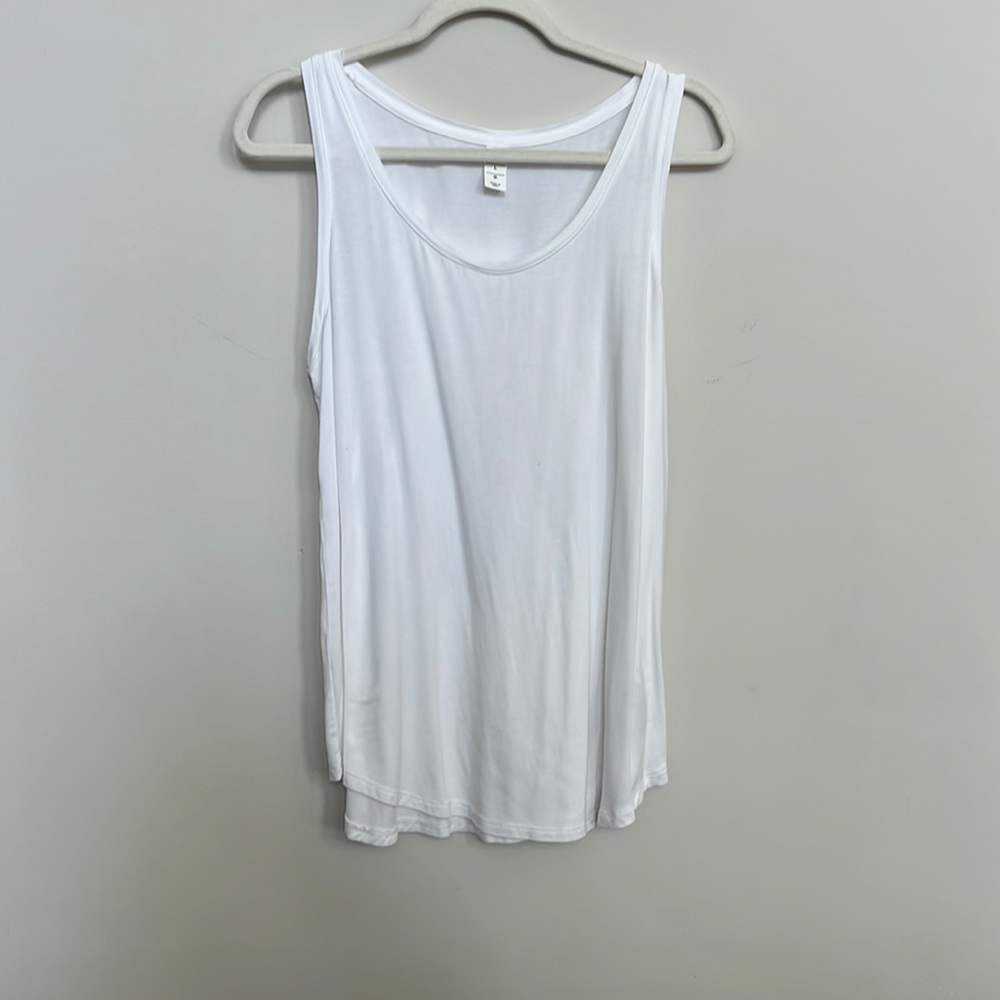 (L) Old Navy Tank